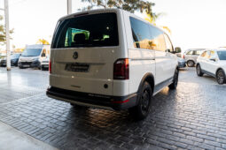 
										VOLKSWAGEN TRANSPORTER COMBI (7H) (15-19) 2017 lleno									