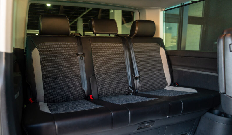 
								VOLKSWAGEN TRANSPORTER COMBI (7H) (15-19) 2017 lleno									