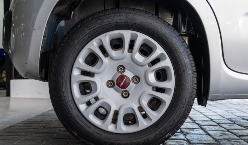 
								FIAT PANDA (312) 5P (16-22) 2017 lleno									