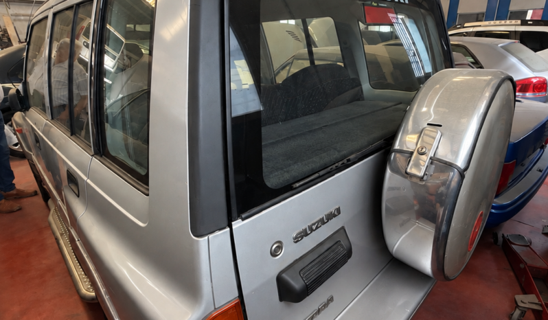 
								SUZUKI VITARA 2001 lleno									