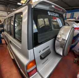 
										SUZUKI VITARA 2001 lleno									