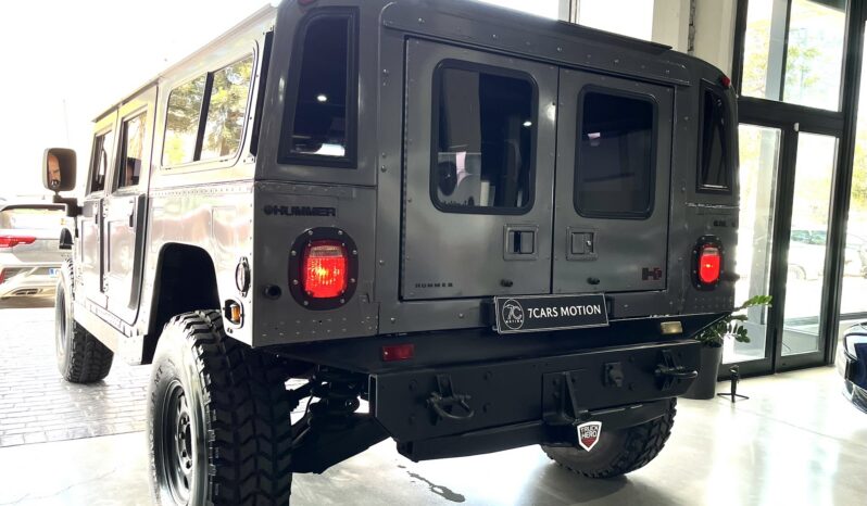 
								HUMMER H1 1997 lleno									