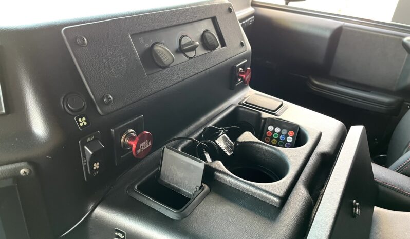 
								HUMMER H1 1997 lleno									