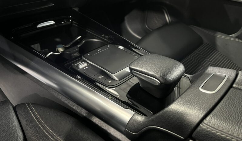 
								MERCEDES-BENZ CLASE B 2021 lleno									