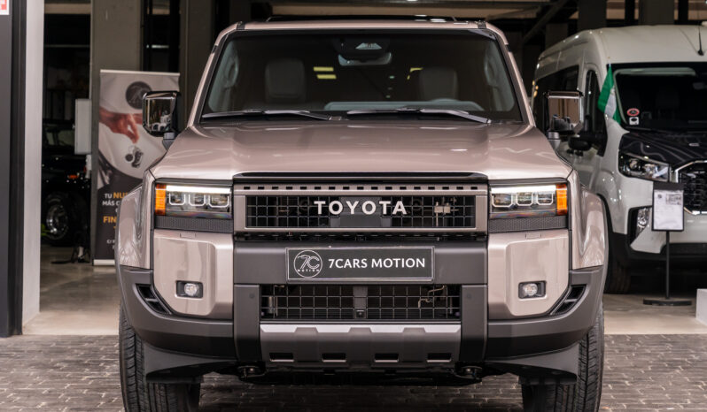 
								TOYOTA LAND CRUISER (250) 5P (24-) 2025 lleno									
