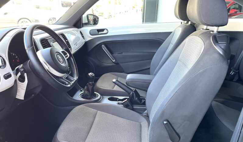 
								VOLKSWAGEN BEETLE (16) 3P (11-16) 2012 lleno									