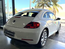
										VOLKSWAGEN BEETLE (16) 3P (11-16) 2012 lleno									