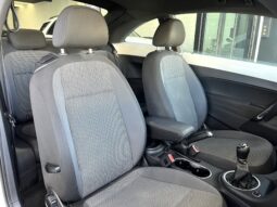 
										VOLKSWAGEN BEETLE (16) 3P (11-16) 2012 lleno									