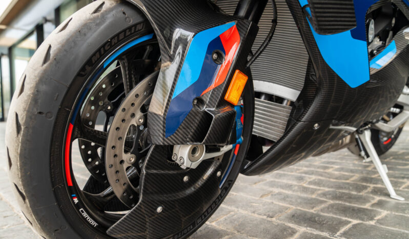 
								BMW M 1000 RR 2024 lleno									