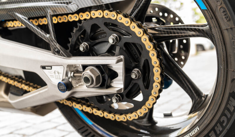 
								BMW M 1000 RR 2024 lleno									