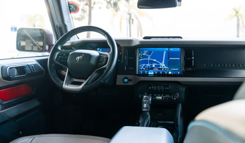 
								FORD BRONCO 2022 lleno									
