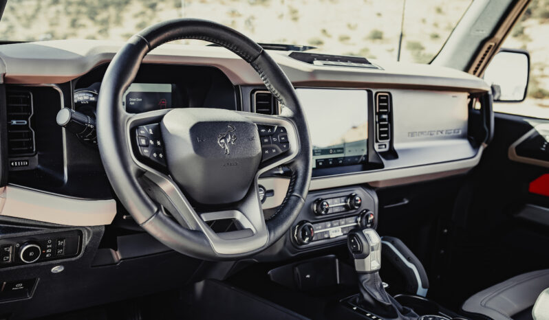 
								FORD BRONCO 2022 lleno									
