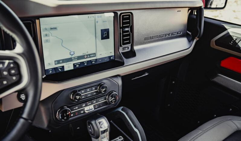 
								FORD BRONCO 2022 lleno									
