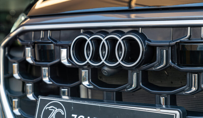 
								AUDI Q8/SQ8 (F1) 5P (18-) 2025 lleno									