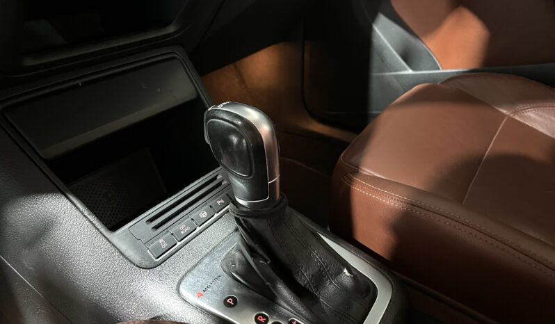 
								VOLKSWAGEN TIGUAN 2010 lleno									
