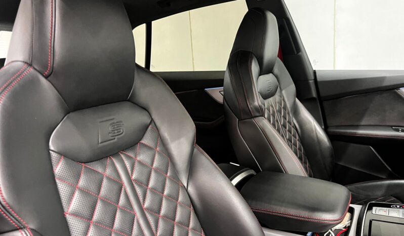 
								AUDI Q8/SQ8 (F1) 5P (18-) 2025 lleno									