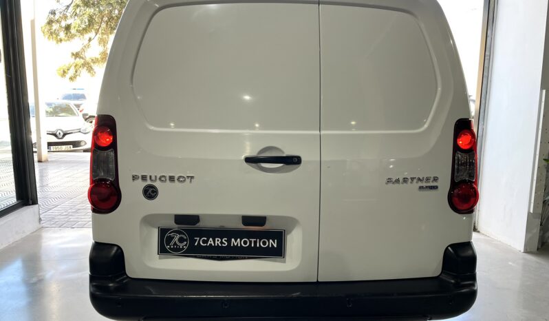 
								PEUGEOT PARTNER (7) (15-18) 2016 lleno									